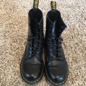 Doc Martens Original Matte Black Boots